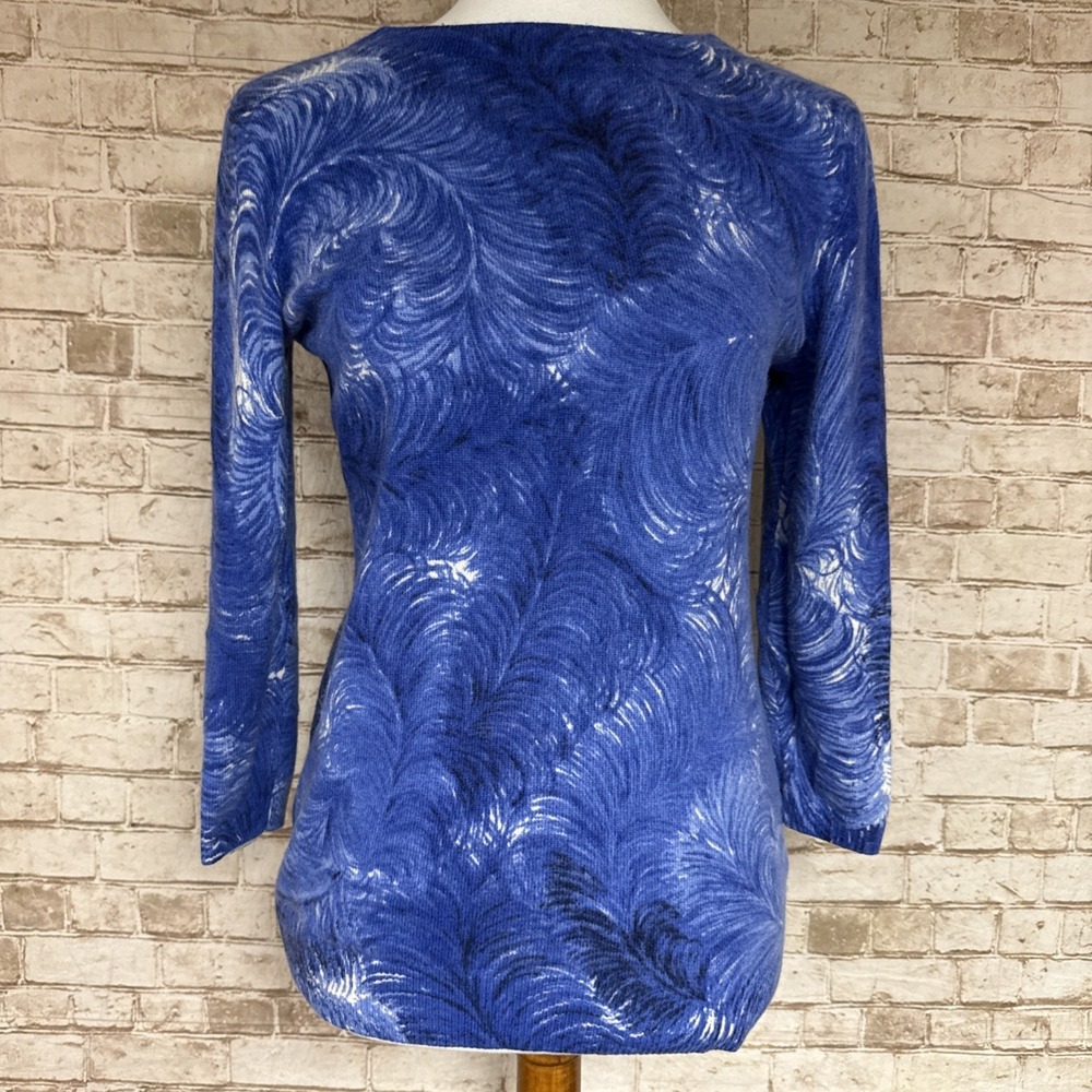 Talbots 100% Cashmere Sweater Blue White Feather Pattern Women's Medium